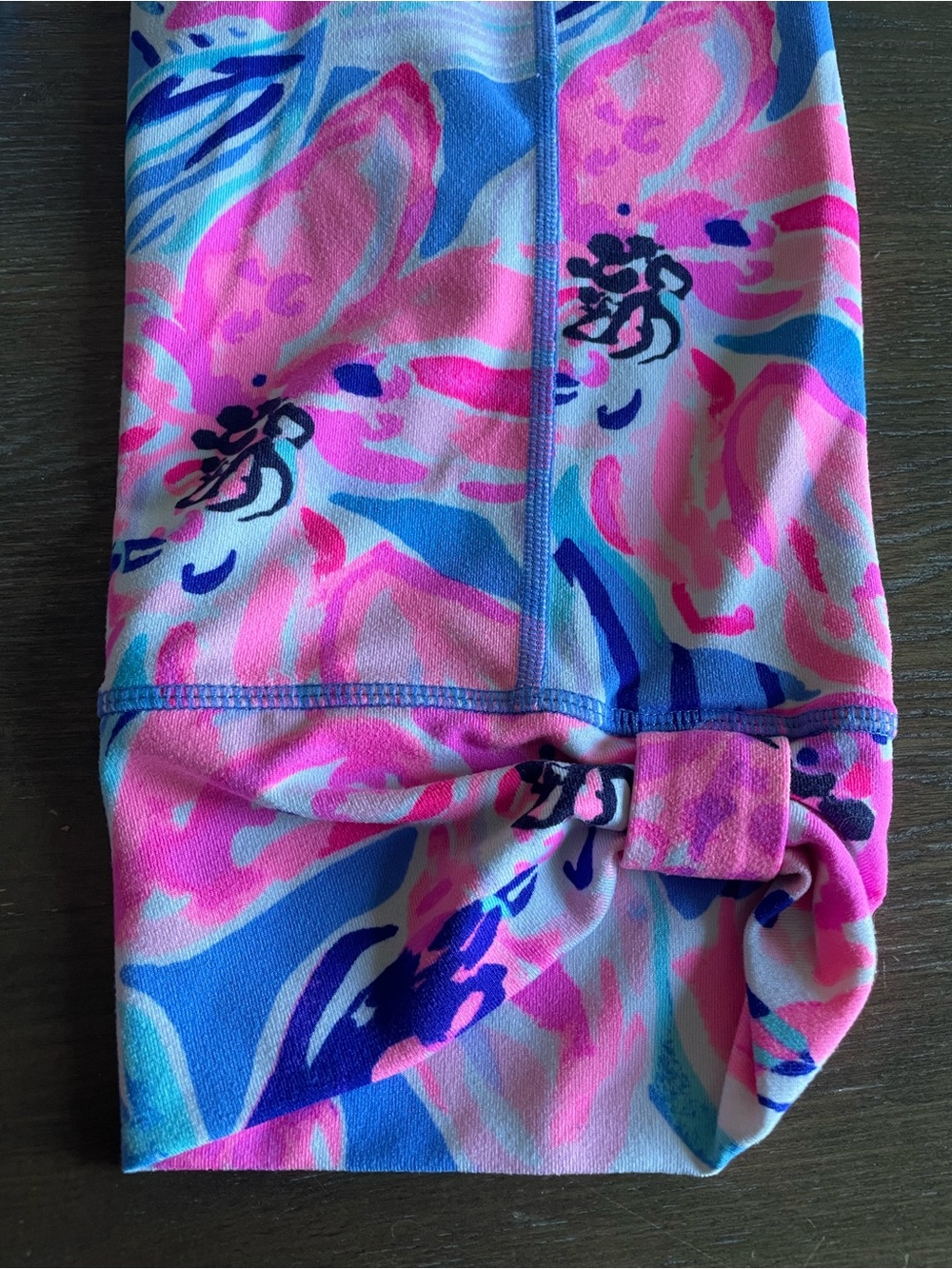 Lilly Pulitzer Legging Luxletic Pink and Blue Cropped Size Large Preppy and CUTE - Picture 2 of 3